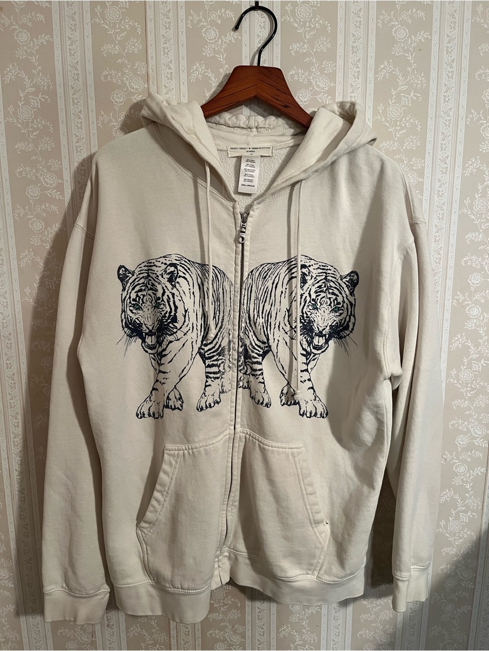 Urban Outfitters Tiger Graphic Full Zip Hoodie - Women’s S/M